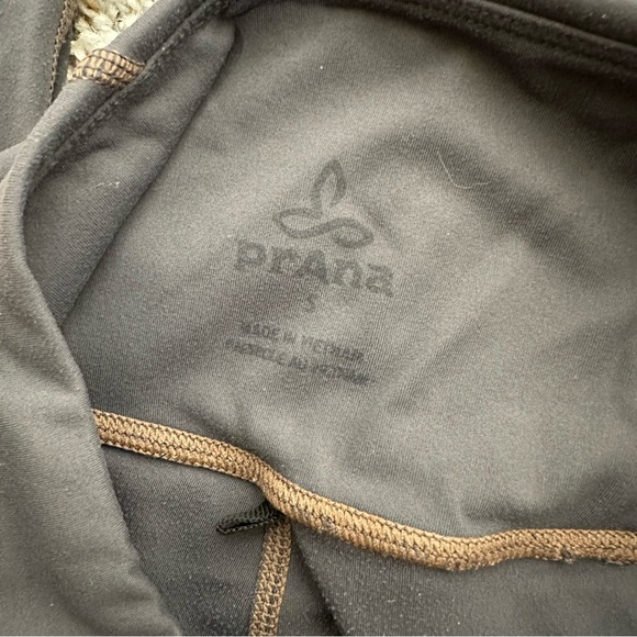 Prana Electra Dark Gray leggings - Picture 3 of 7